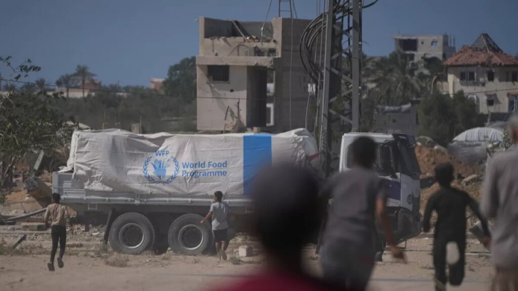 Aid Begins to Enter Gaza Amid Israeli Restrictions Over Alleged Truce Violations by Hamas