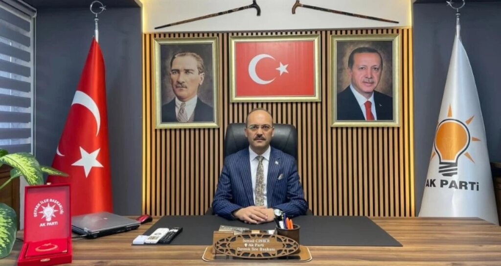 AKP Chairman Resigns Amid Political Turmoil