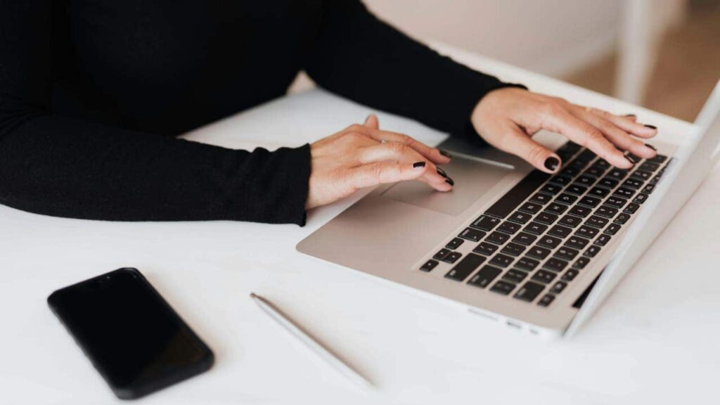 Effective Methods for Detecting and Removing Malware from Infected Mac Computers