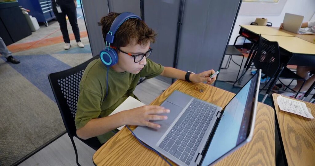 AI-Driven Curriculum Replaces Teachers at $40,000-a-Year School
