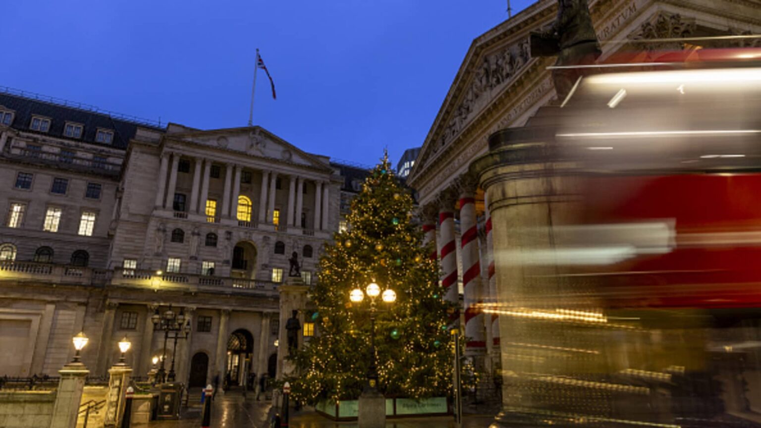 Implications of Britain's Budget on Markets and Interest Rate Cuts