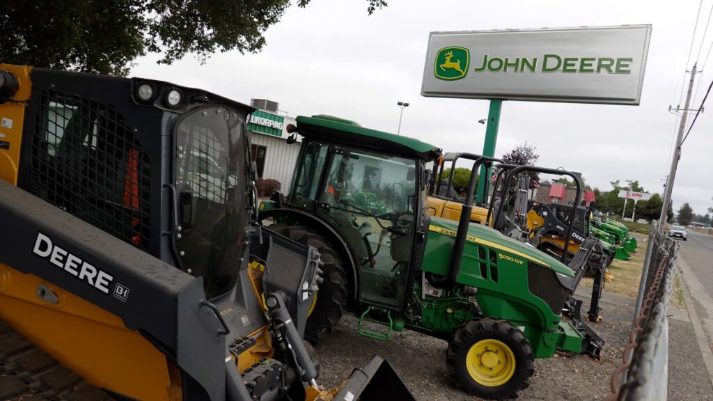 Premarket Stock Movers: DE, DELL, HPQ, and ADSK