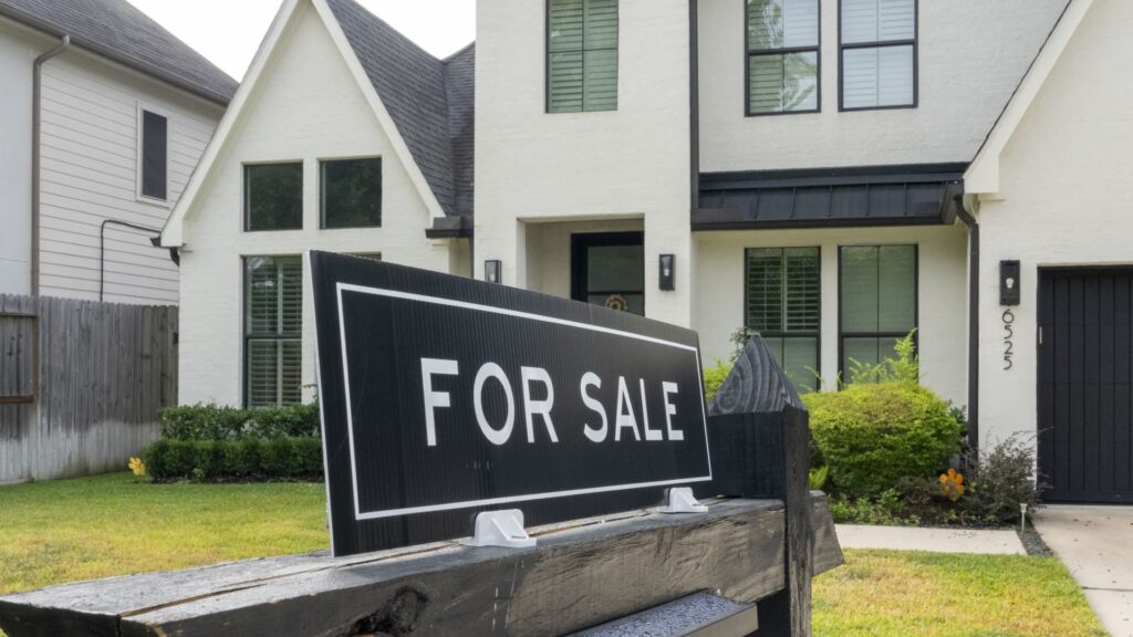 Trump Proposes 50-Year Mortgage Option, Potential Homeowner Savings Limited