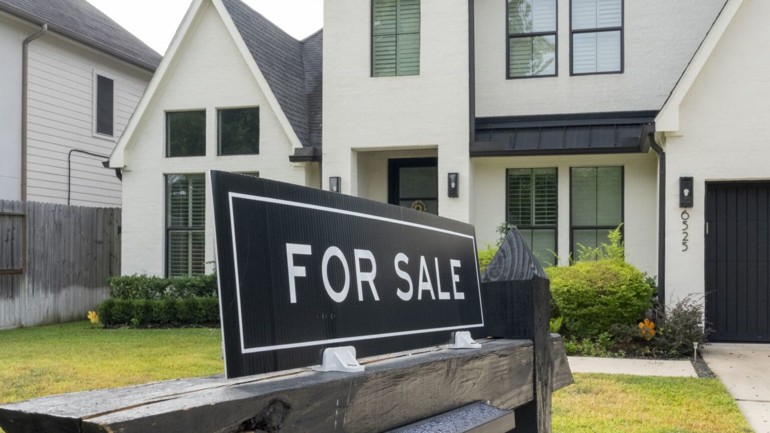 Trump Proposes 50-Year Mortgage Option, Potential Homeowner Savings Limited