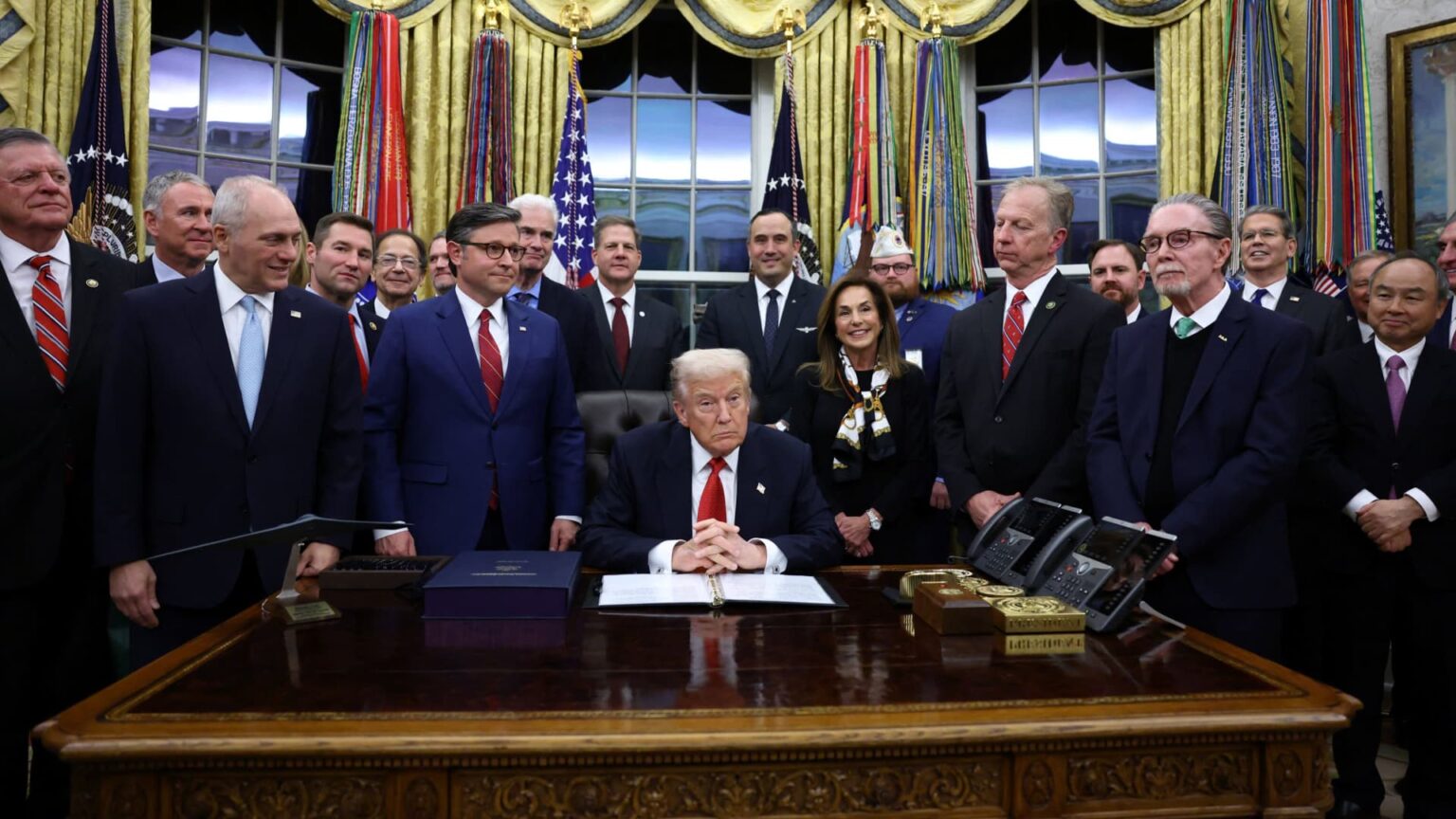 European Markets Fall as Stoxx 600, FTSE, DAX, and CAC Decline