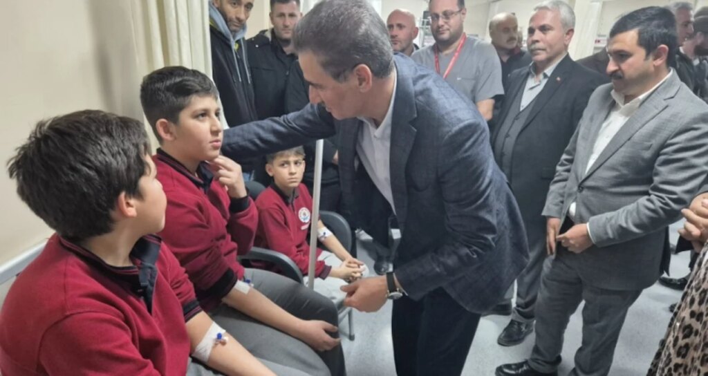 Food Poisoning Outbreak in Gümüşhane Hospitalizes 29 Students