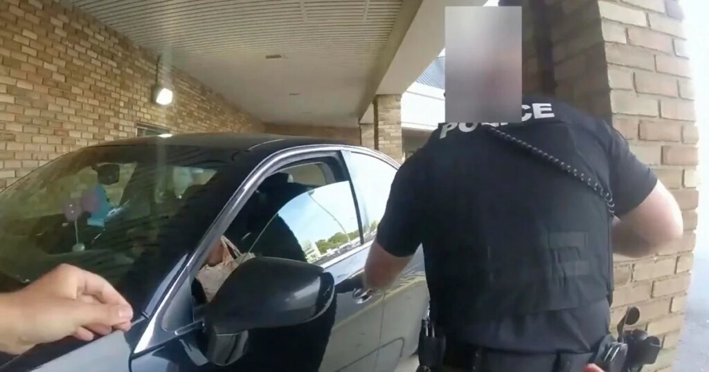 Officer Acquitted in Shooting Death of Pregnant Black Mother Accused of Shoplifting