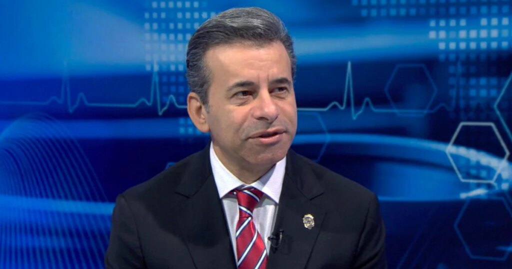 FDA Chief Claims Warning Labels Hindered Women’s Access to Menopause Hormone Therapy FDA Chief Claims Warning Labels Hindered Women's Access to Menopause Hormone Therapy