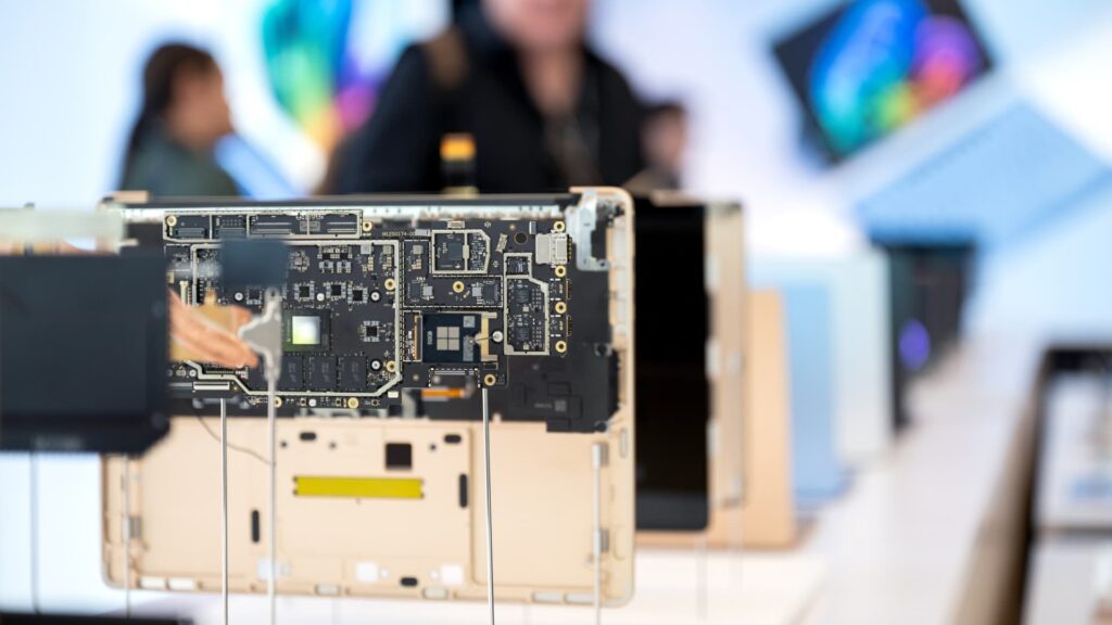 European Markets Decline as Wall Street Gains Fade