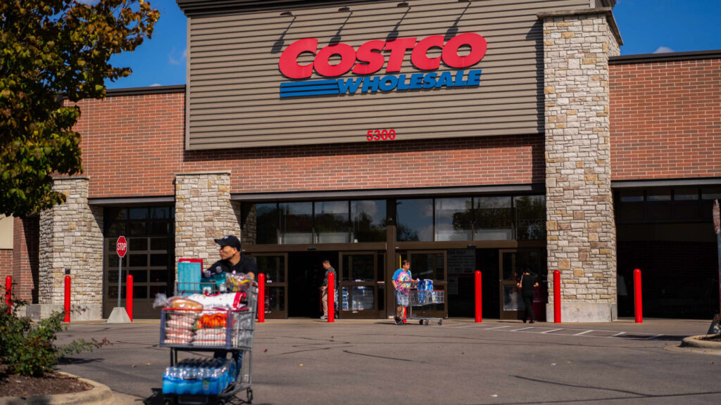 Costco Seeks Tariff Refunds from Trump Administration Ahead of Supreme Court Decision