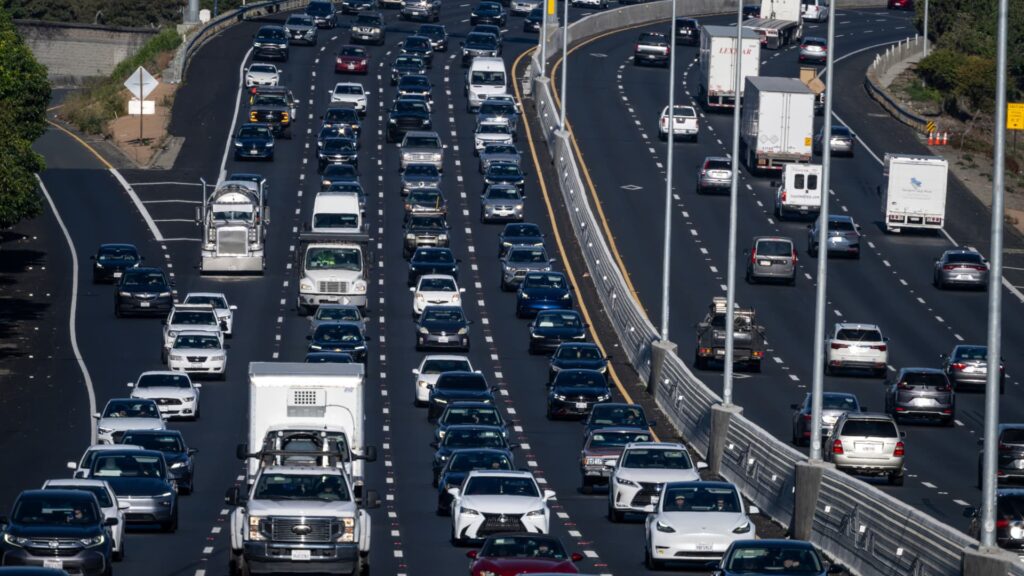 Trump Proposes Cuts to Fuel Efficiency Standards for Passenger Cars