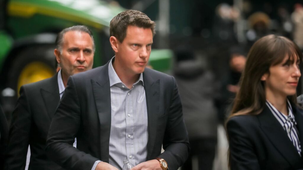 Paramount Skydance Initiates Hostile Bid for WBD Following Netflix Agreement