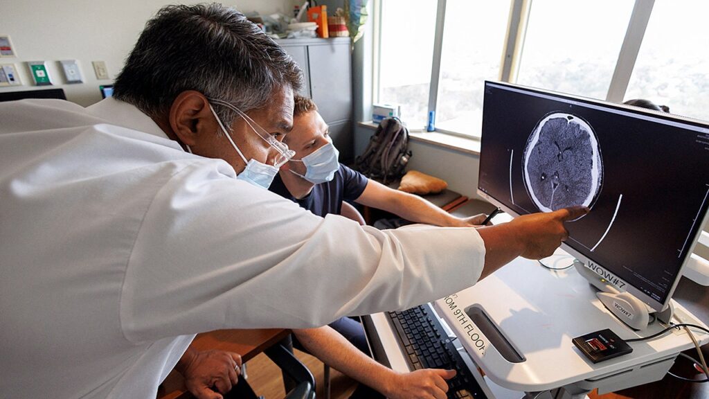 Swiss Researchers Develop Grain-Sized Robot for Targeted Drug Delivery