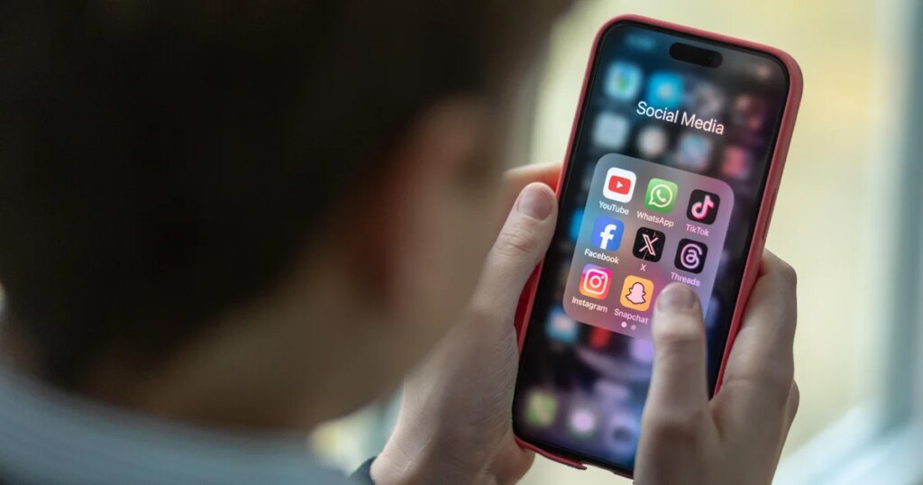 Australia Implements Social Media Ban for Children Following Parental Advocacy Australia Implements Social Media Ban for Children Following Parental Advocacy