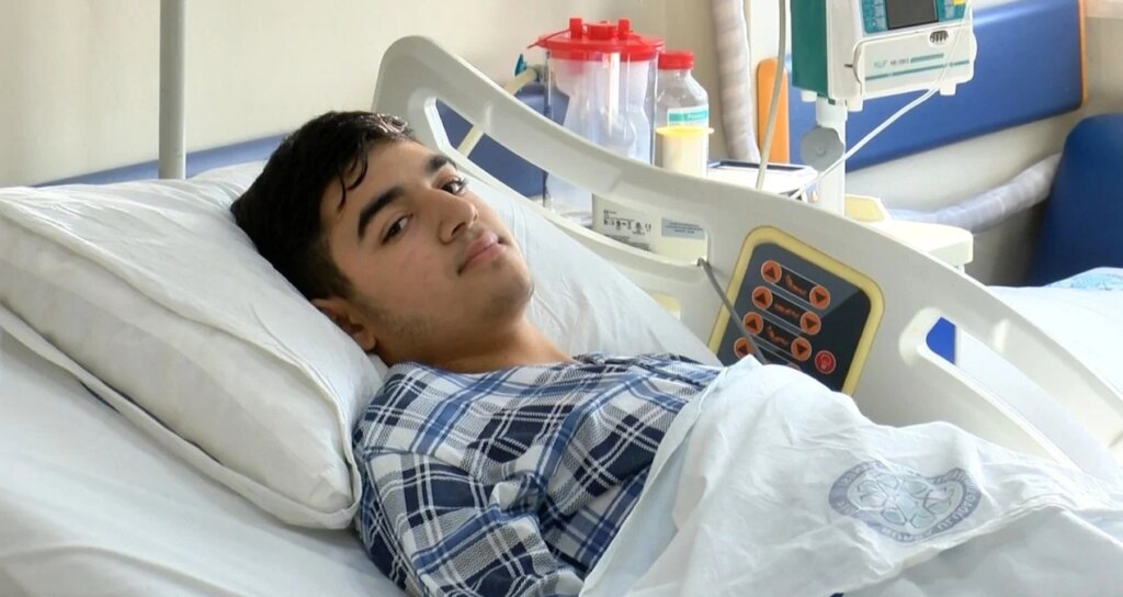 Man's Liver Fails After Consuming Raw Fish in 24 Hours