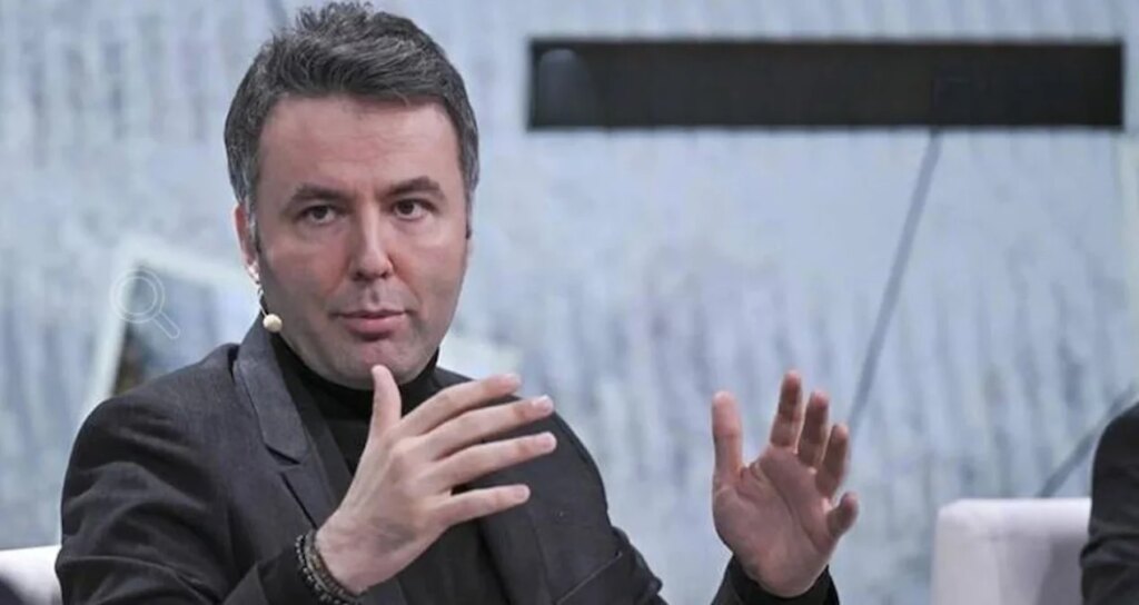 Mehmet Akif Ersoy Clarifies Controversial ‘Political Operation’ Statement Mehmet Akif Ersoy Clarifies Controversial 'Political Operation' Statement