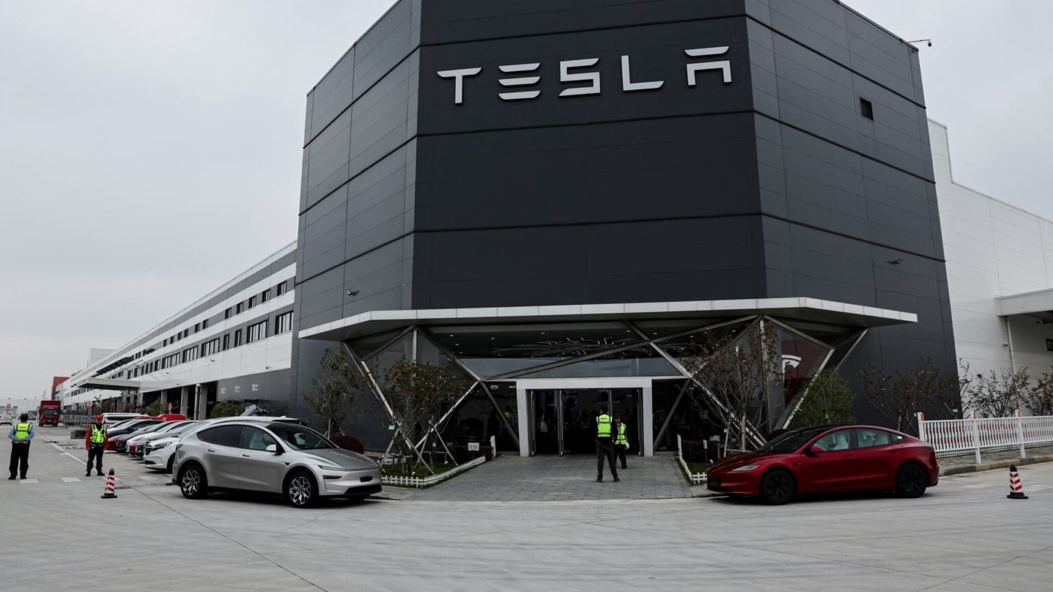 EVs Lead China’s Car Market: Key Insights from Recent Sales Data EVs Lead China's Car Market: Key Insights from Recent Sales Data