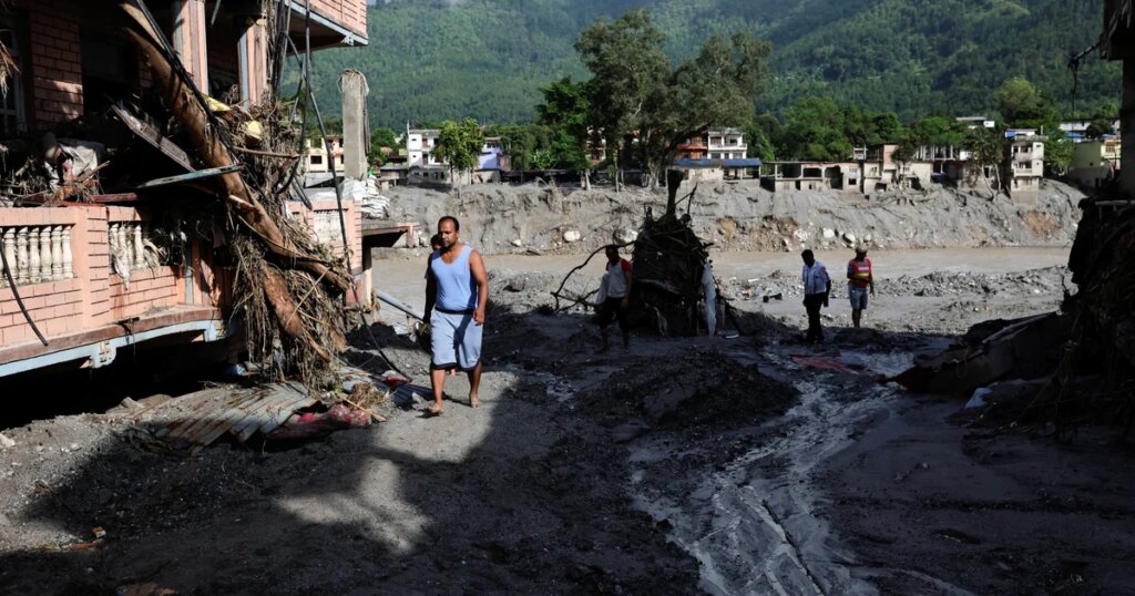 Rescue Efforts Halted in Nepal Amid Fresh Flood Concerns Rescue Efforts Halted in Nepal Amid Fresh Flood Concerns