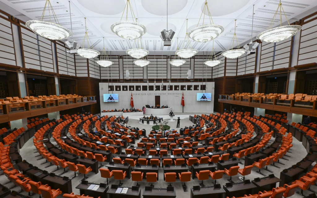 Parliament Opens Debate on Kurdish Peace Bill