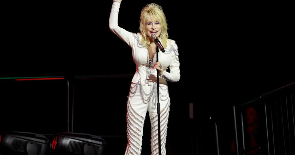 Proposal to Rename Nashville Airport After Dolly Parton Underway in Tennessee Proposal to Rename Nashville Airport After Dolly Parton Underway in Tennessee