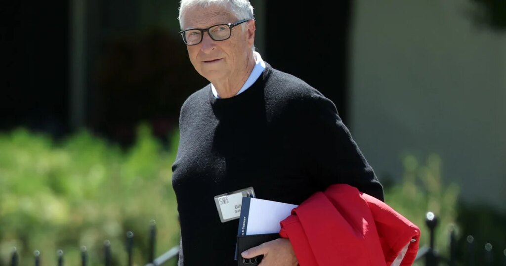 Bill Gates Warns AI Could Threaten American Jobs