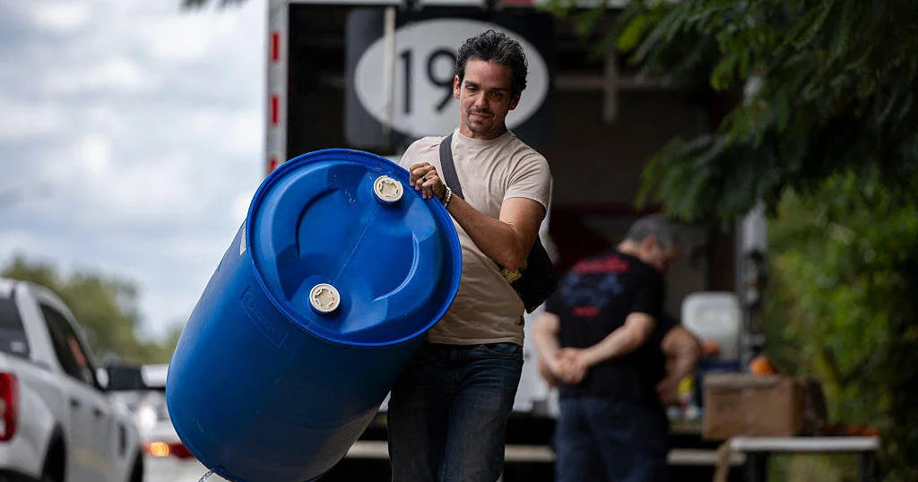Puerto Rico Faces Widespread Water Rationing as Hundreds of Thousands Wake Up Without Supply Puerto Rico Faces Widespread Water Rationing as Hundreds of Thousands Wake Up Without Supply