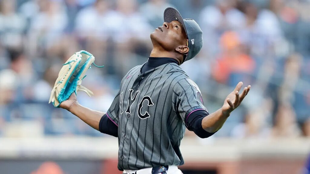 Mets' Jefry Yan Mistakenly Celebrates Strikeout Early in Comedic Slip-Up