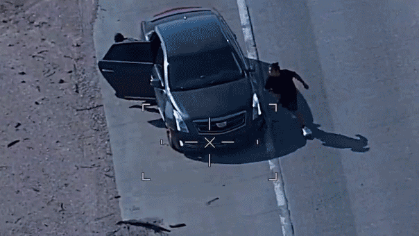 Suspected Human Smugglers Flee 100-Mph Texas Chase, Allegedly Carjack Civilian Suspected Human Smugglers Flee 100-Mph Texas Chase, Allegedly Carjack Civilian