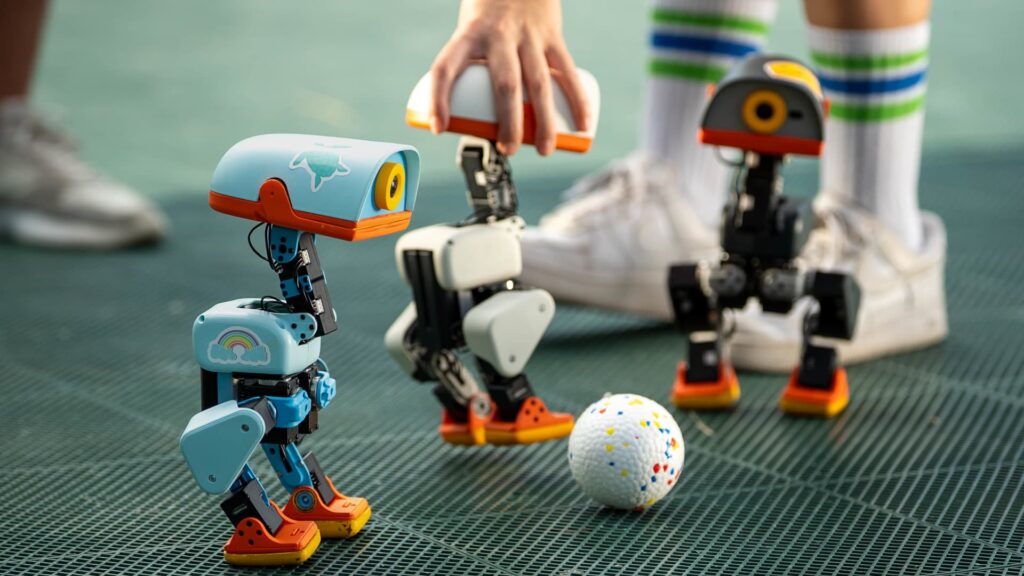Hugging Face's Duck Robot Quickly Sells Out, Powered by Chinese Chip