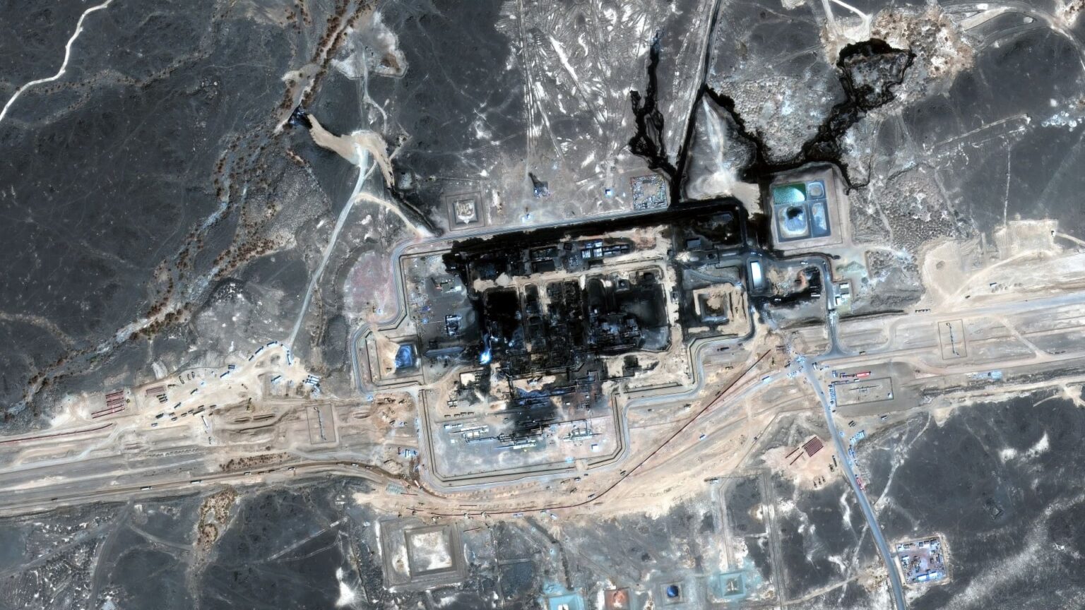 Satellite Images Reveal Damage to East-West Pipeline Amid Iran War Satellite Images Reveal Damage to East-West Pipeline Amid Iran War