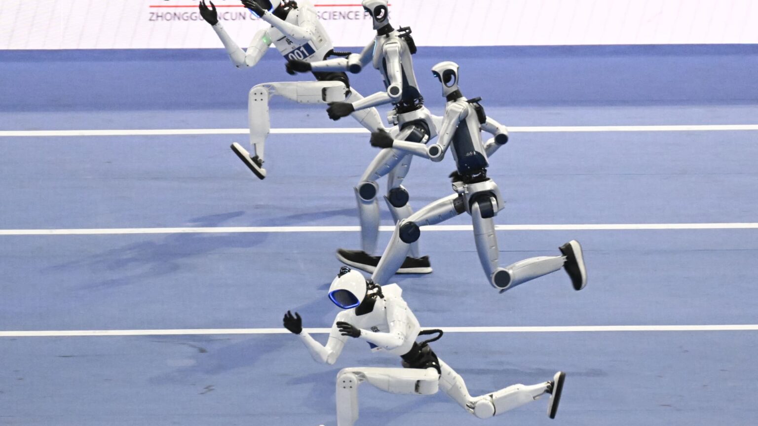 China's AI Leaders Remain Silent Amid U.S. Tech Risk Concerns