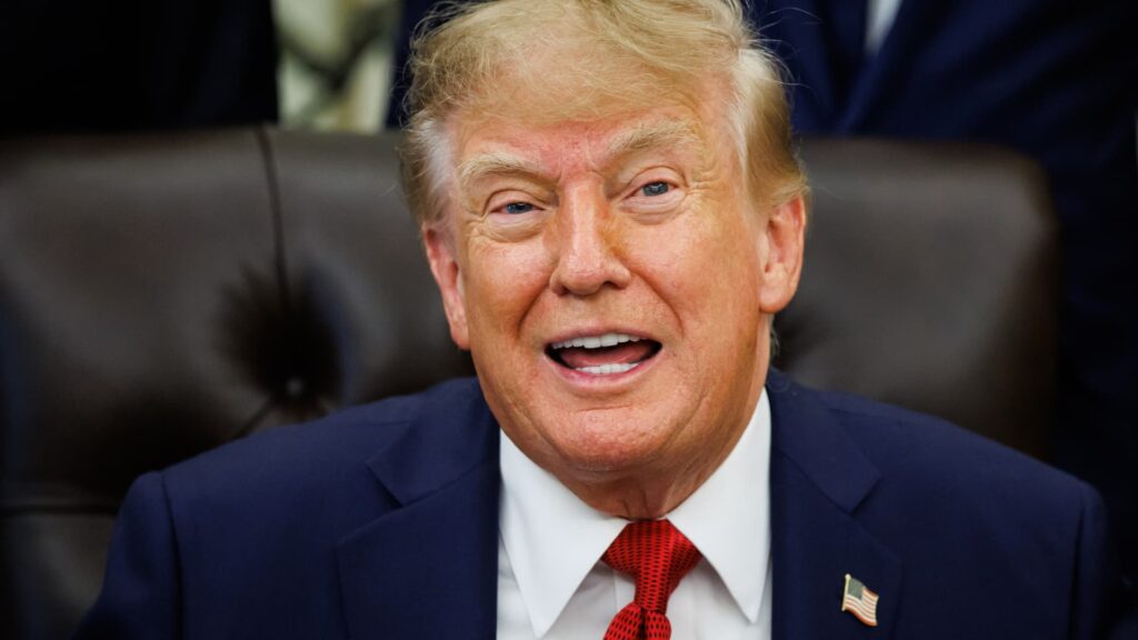 DOJ Supports Trump’s Media Outlet Ban from White House