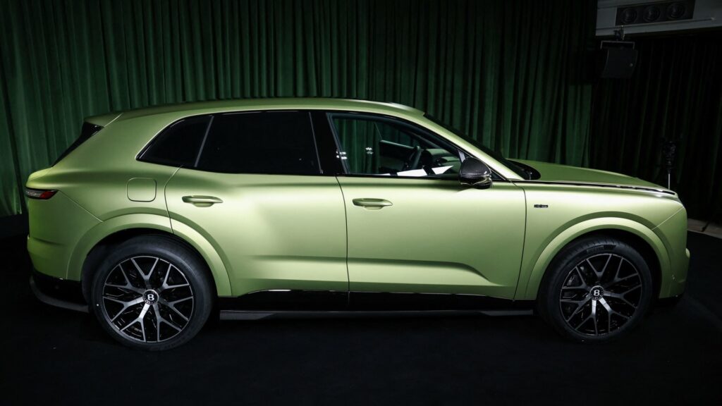 Bentley Introduces Torcal Amid Luxury Competitors' Shift Away from Electric Vehicles