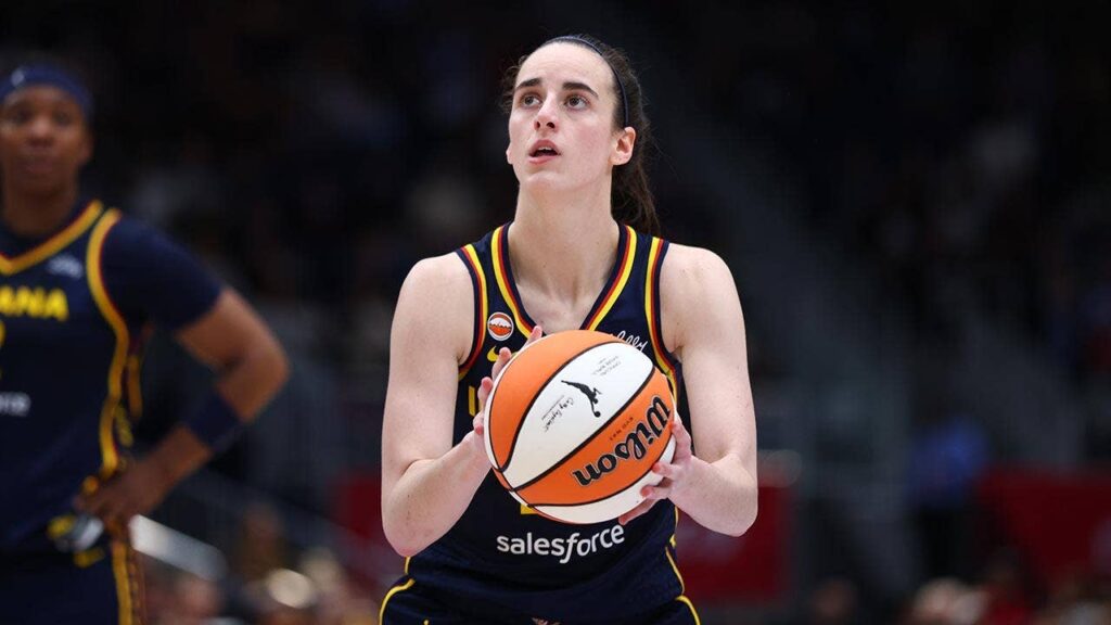 Clark’s Return Highlights Mitchell’s Record-Breaking Performance in Fever Win Clark's Return Highlights Mitchell's Record-Breaking Performance in Fever Win