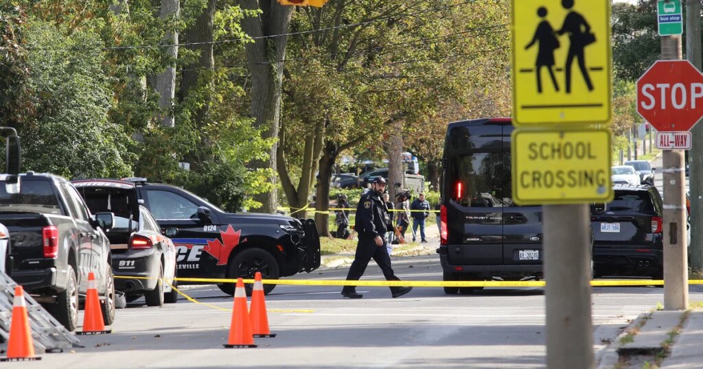 Shooting Near Synagogue on Yom Kippur Injures Police Officer and Leaves Man in Critical Condition Shooting Near Synagogue on Yom Kippur Injures Police Officer and Leaves Man in Critical Condition
