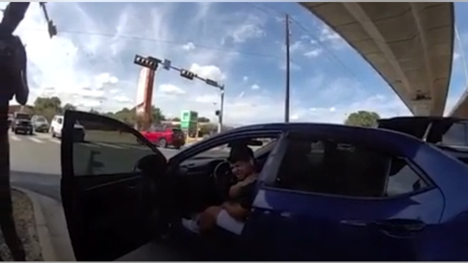 Austin Bodycam Footage Shows Aftermath of ICE Shooting of Venezuelan Migrant Austin Bodycam Footage Shows Aftermath of ICE Shooting of Venezuelan Migrant