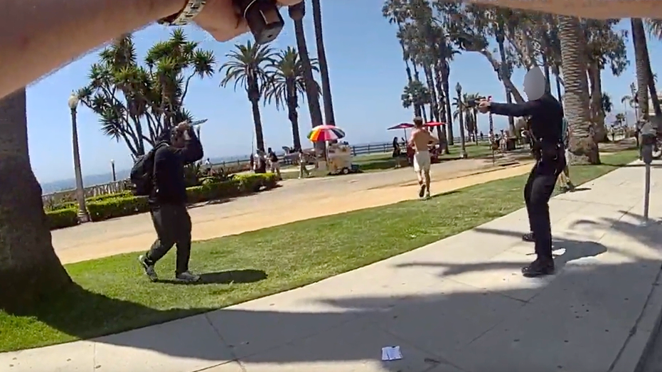 Bodycam Shows Fatal Police Shooting of Knife-Wielding Man in Crowded Santa Monica Park Bodycam Shows Fatal Police Shooting of Knife-Wielding Man in Crowded Santa Monica Park