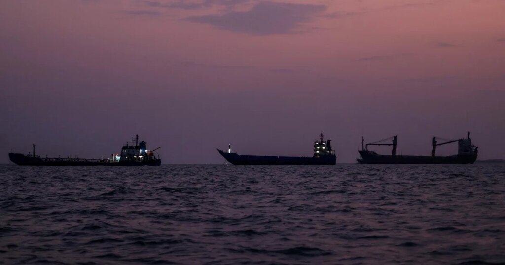 Iran Aims to Strengthen Control of Strait of Hormuz Amid Rising Oil and Gas Prices
