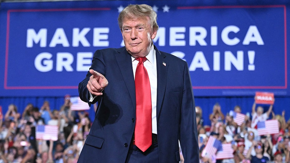 GOP Puts Trump at Center of Historic Midterm Convention News GOP Puts Trump at Center of Historic Midterm Convention News