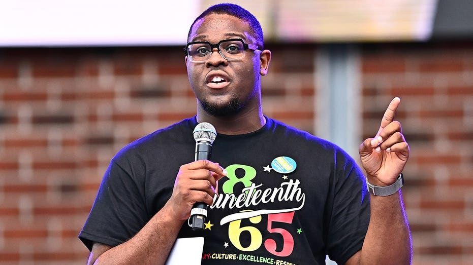 Impeached Georgia Mayor Ousted After Sexting and Spending Scandals Impeached Georgia Mayor Ousted After Sexting and Spending Scandals