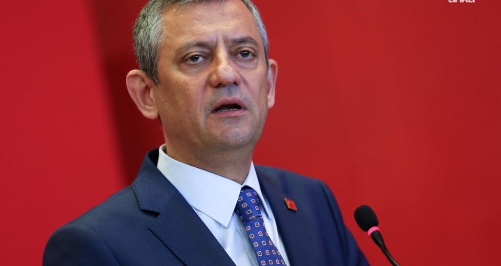 Özgür Özel Highlights Turkey as Key Example of 21st Century Authoritarianism