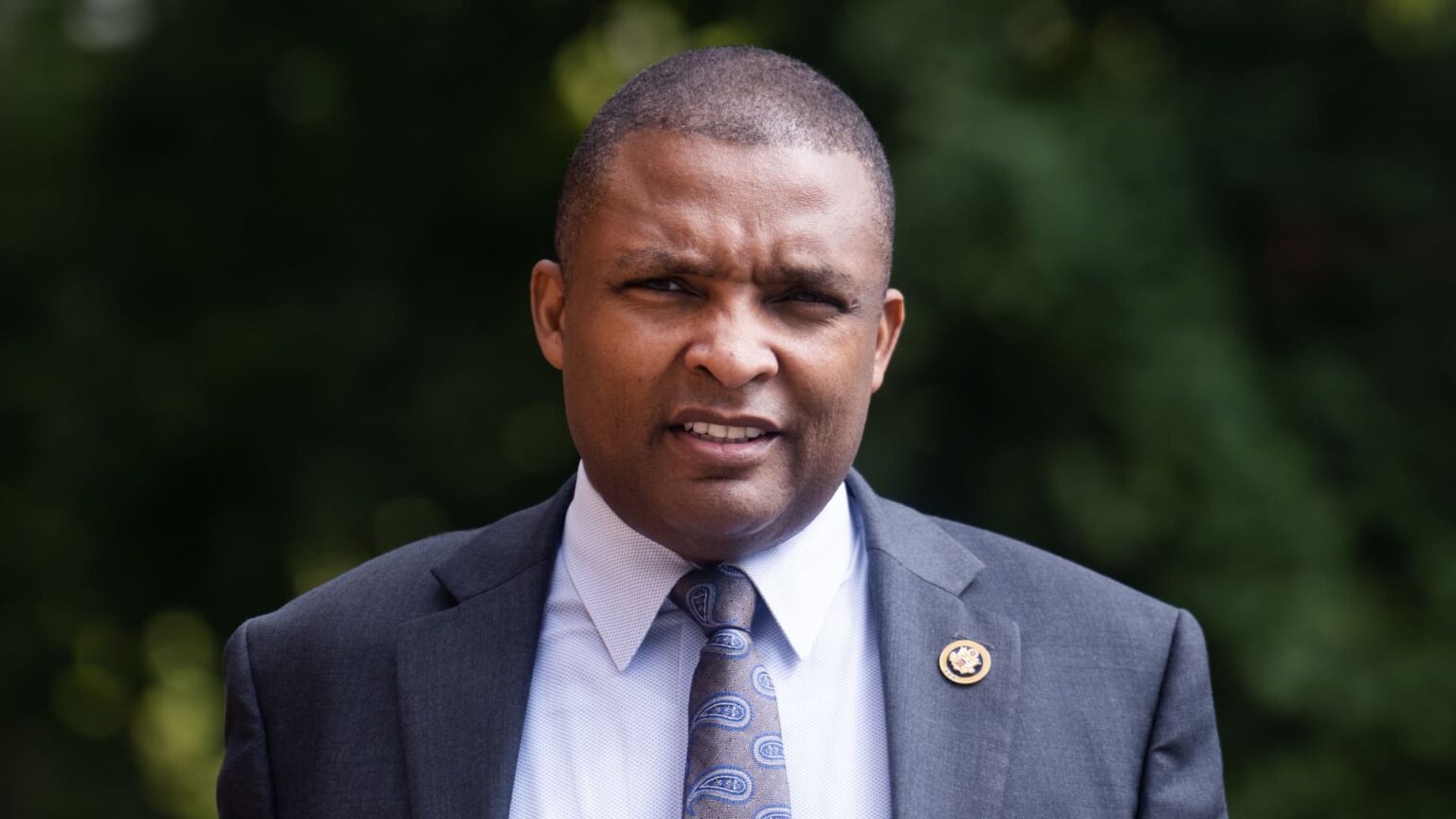 House Democrat Proposes Ban on Candidate Trading in Their Own Elections
