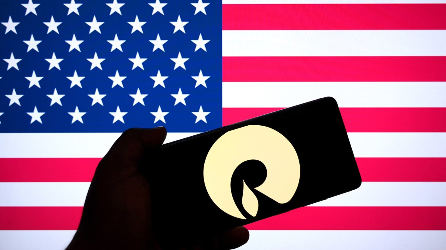 Reliance Becomes Leading Buyer of Venezuelan Oil, Surpassing U.S. Imports