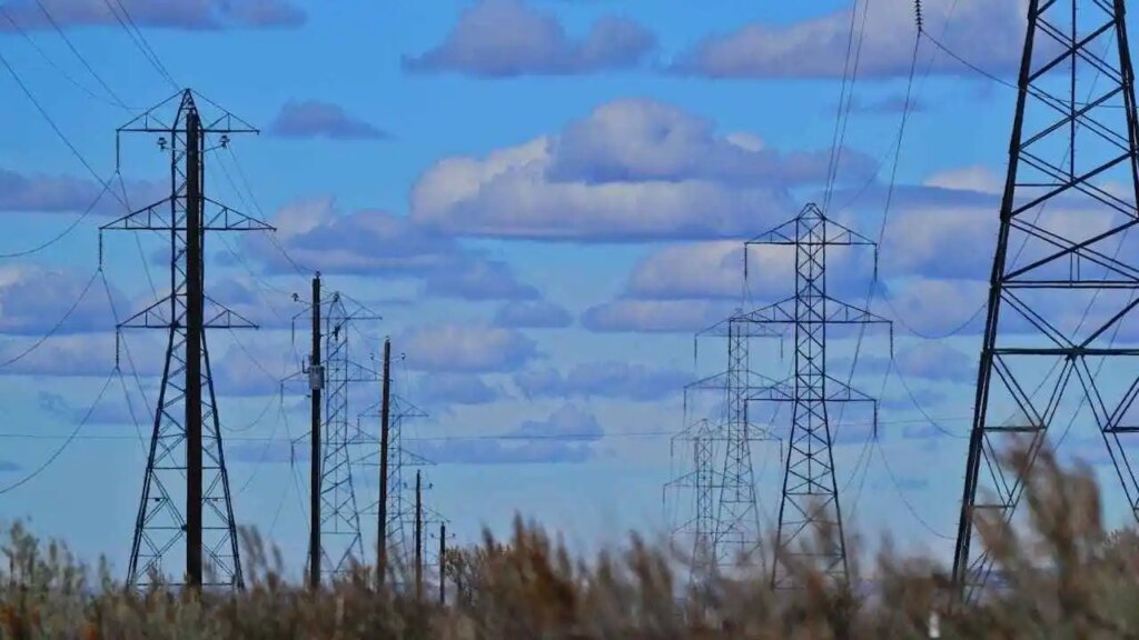 Emergency Order Issued to Prevent Blackouts in 13 States Amid Energy Concerns