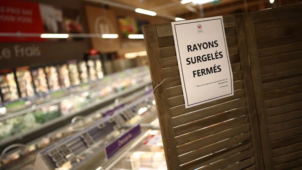 Cyberattack Forces Five French Supermarket Chains to Dispose of Food Stock