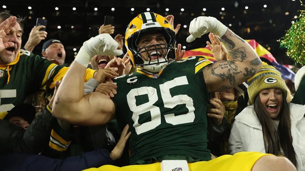 Packers Defeat Panthers, Brewers Shine at Lambeau, Watson Returns from Hospital Packers Defeat Panthers, Brewers Shine at Lambeau, Watson Returns from Hospital