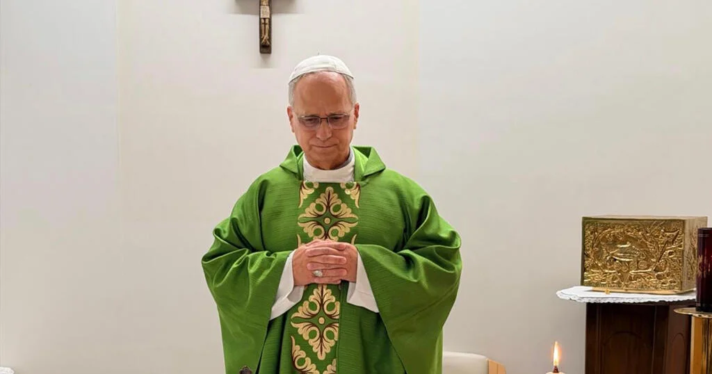 Pope Leo Celebrates Mass at Hospital During Recovery from Lung Cancer Surgery Pope Leo Celebrates Mass at Hospital During Recovery from Lung Cancer Surgery