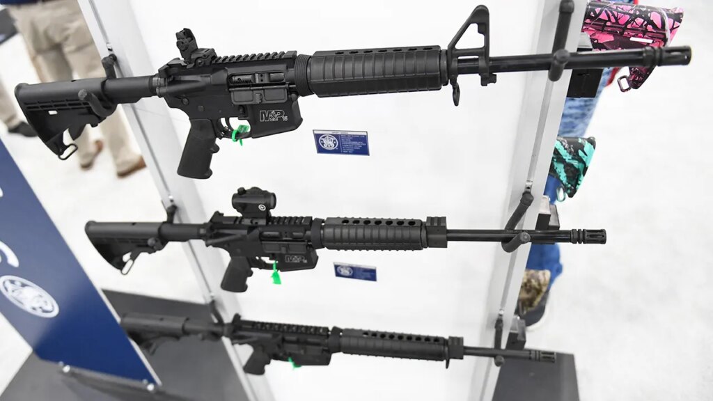 Appeals Court Limits Gun Ban for Felons While Maintaining Restrictions for Violent Offenders Appeals Court Limits Gun Ban for Felons While Maintaining Restrictions for Violent Offenders