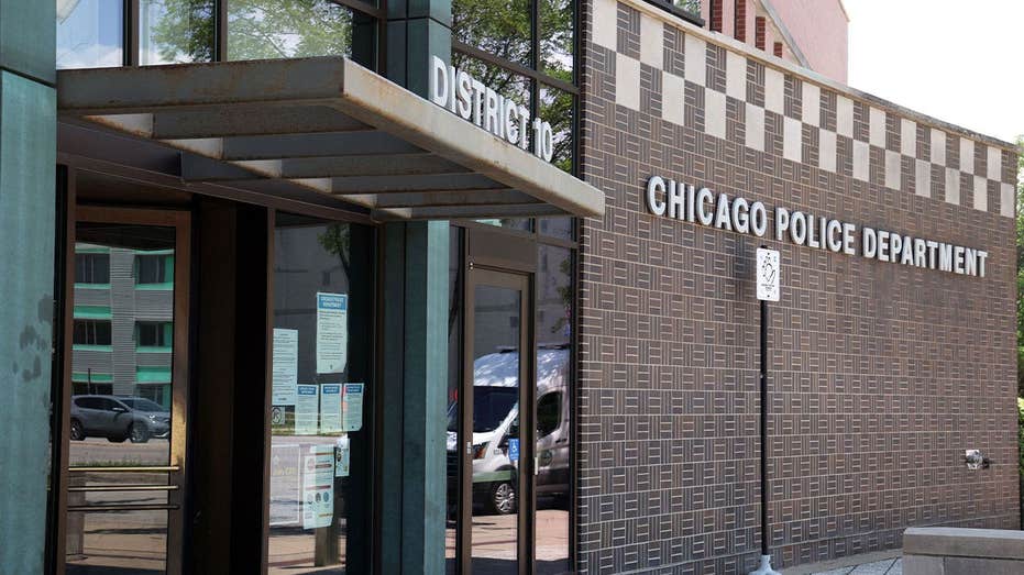 DNA Links Former Chicago Detective to 1960 Murder of 8-Year-Old Girl DNA Links Former Chicago Detective to 1960 Murder of 8-Year-Old Girl