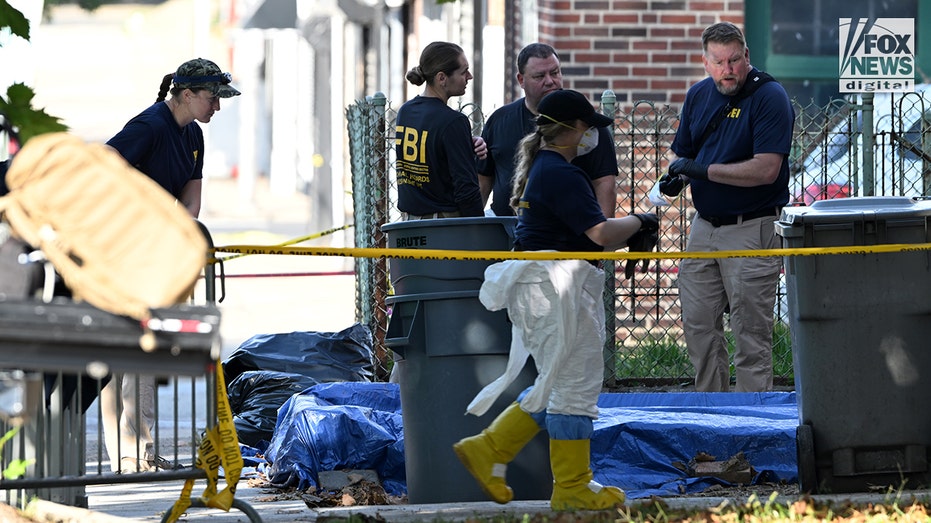FBI, Philadelphia Police Expand Search at Home Linked to 7 Missing Women FBI, Philadelphia Police Expand Search at Home Linked to 7 Missing Women